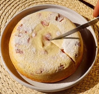 Torta magica ricotta e fragole