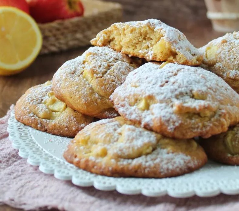 Biscotti morbidi alle mele e cannella