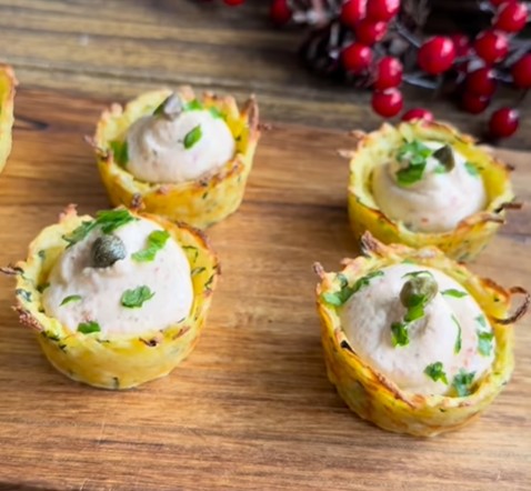 Cestini di patate con mousse di tonno