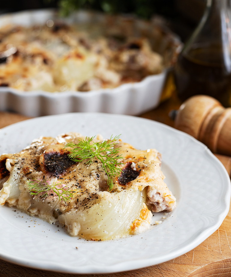 Finocchi con salsiccia e besciamella