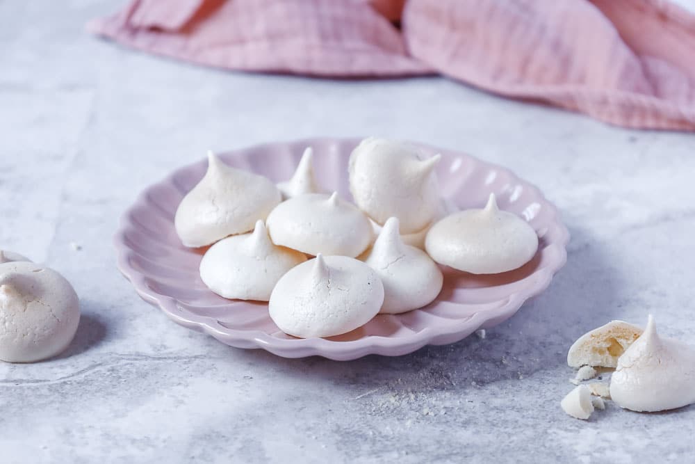 Meringhe con acquafaba