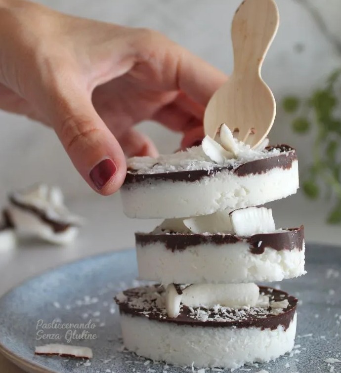 Dolcetti cocco e cioccolato senza cottura